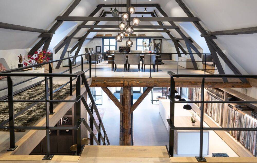 De mooiste collectie pvc vloeren in de regio Vlijmen, Waalwijk en Den Bosch vind je bij Caspar Dekkers Interieurs, jouw binnenhuisadviseur.